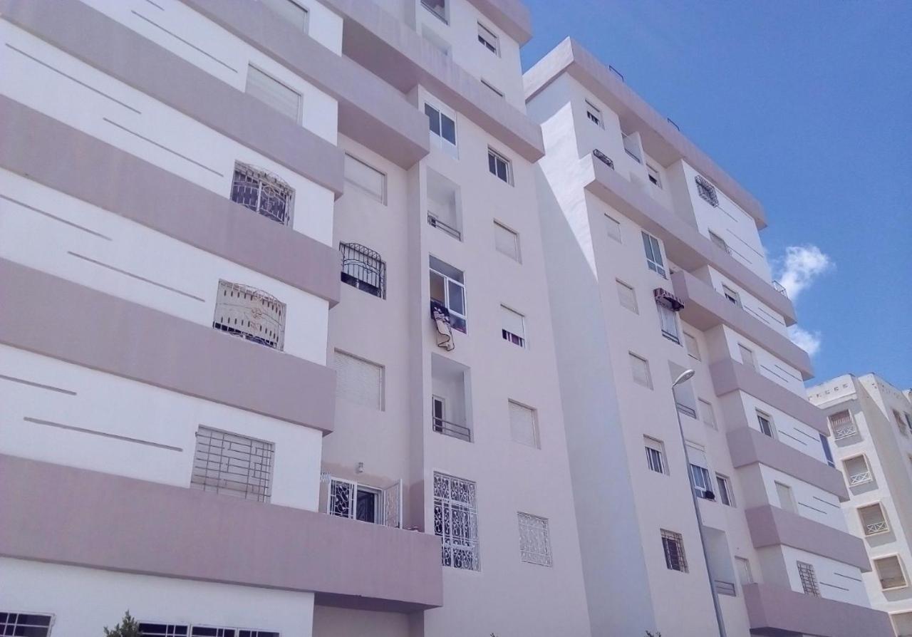 Appartement A Tanger Deux Chambres Екстериор снимка