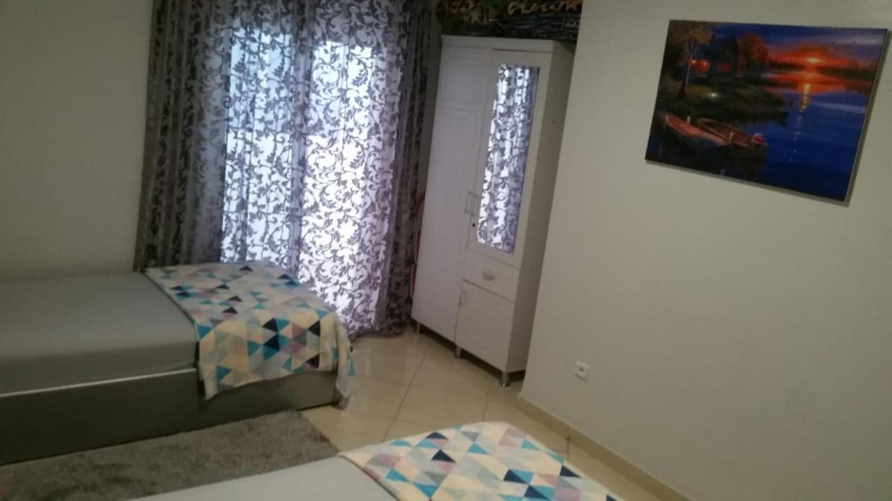 Appartement A Tanger Deux Chambres Екстериор снимка