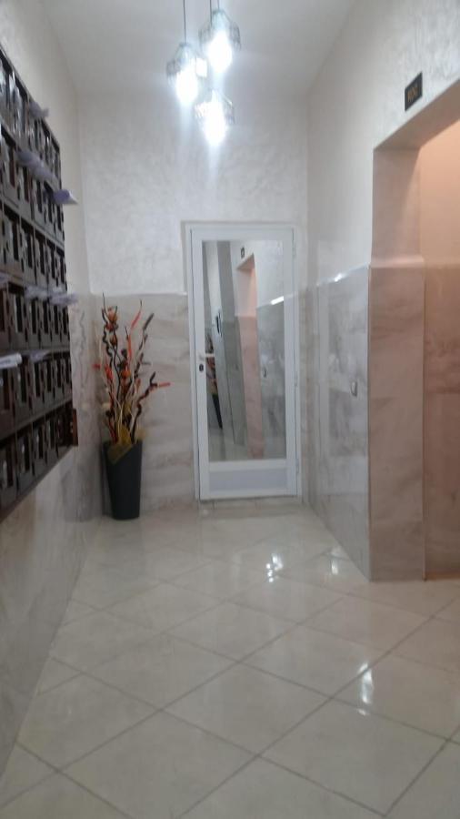 Appartement A Tanger Deux Chambres Екстериор снимка